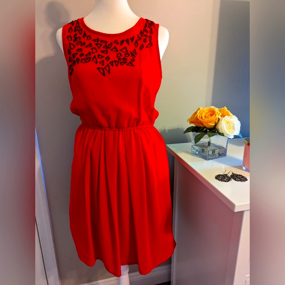 Aina Be dress
